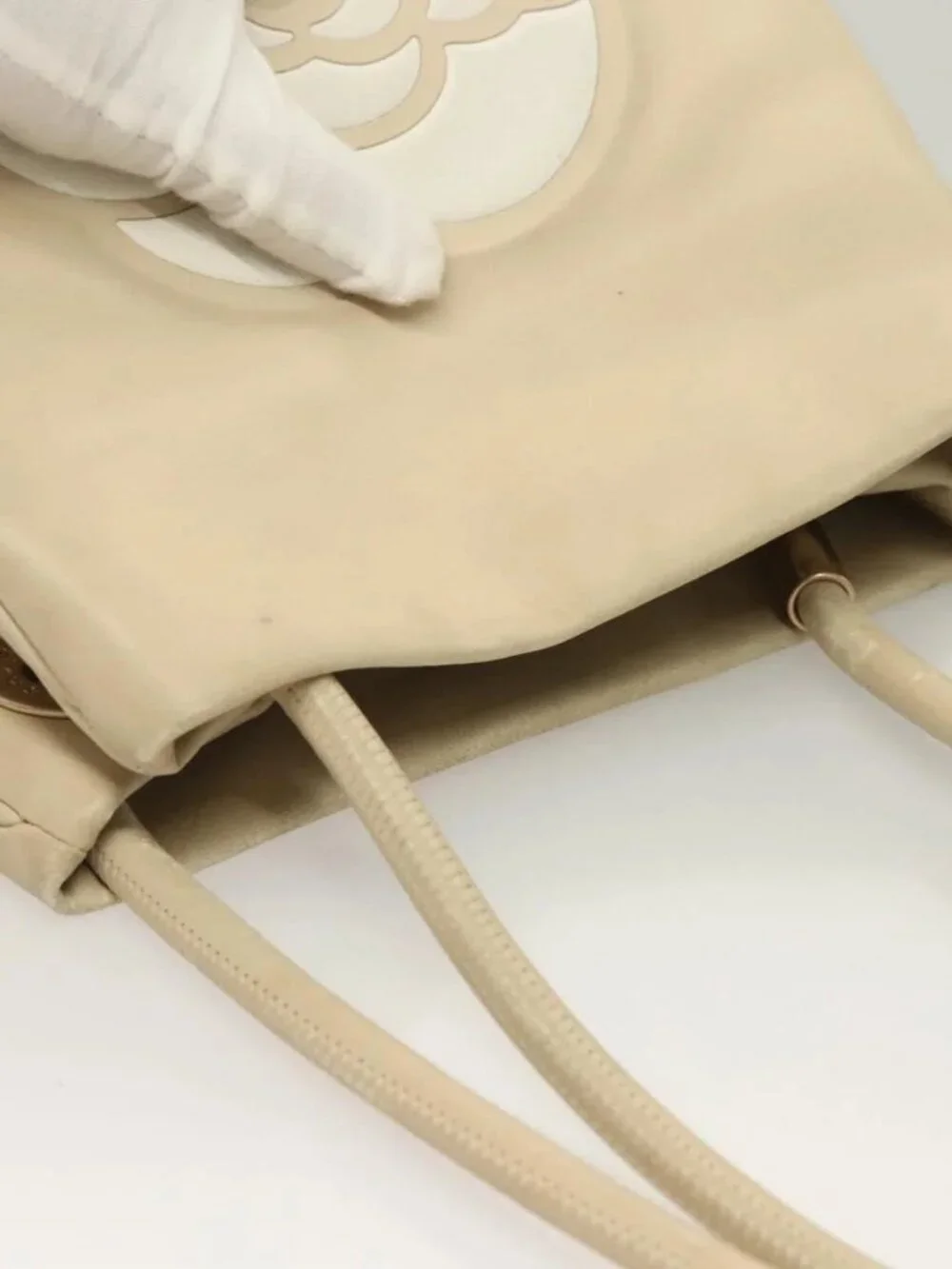 CHANEL Camelia Tote Bag Leather Beige CC Auth 128453